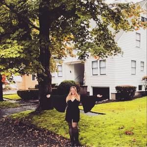 Meet your Posher, Jaclyn